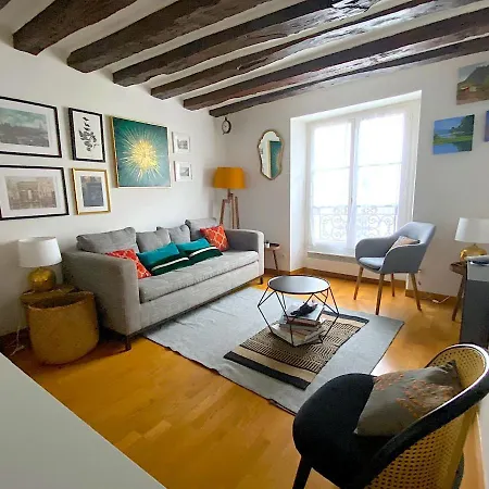 Vaugirard Apartment